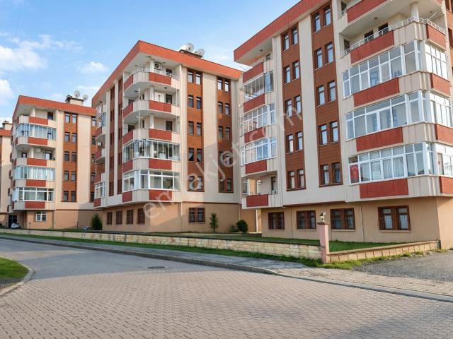 Öğretmen Evleri Sitesi 3+1 | 135 M² | Asansörlü | Kaloriferli
