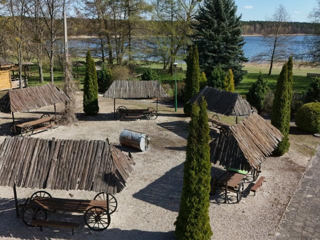 Ośrodek wypoczynkowy nad Jeziorem Krasne, 7 ha, 80 miejsc