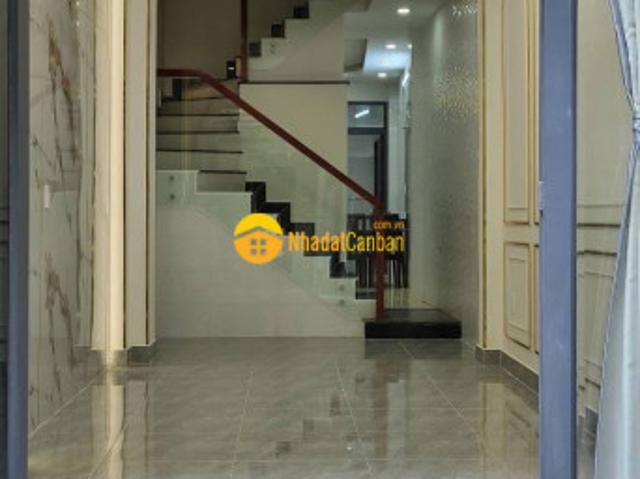 Ô tô đỗ cửa, 4 tầng 5pn 40m2, p5 phú nhuận, giá 8. X ty