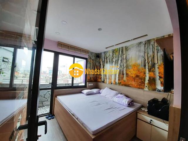 Ô tô đỗ sảnh ccmn thịnh hào đống đa thang máy 46m2 1,4 tỷ