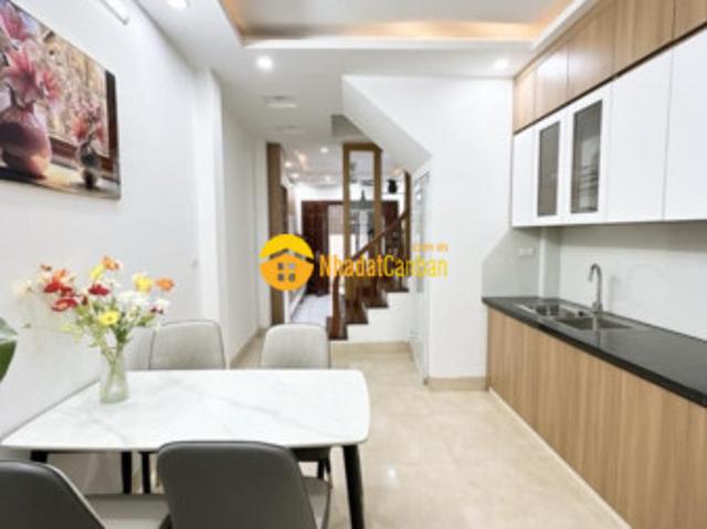 Ô tô đỗ trước nhà, lô góc, phố thụy khuê, 57mx5 tầng, giá chỉ 8.9 tỷ