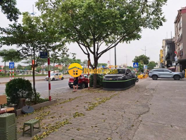 Ô tô vào đất 1 bước chân ra mặt phố lý sơn kinh doanh sầm uất giao thông thuận lợi hàng xóm k