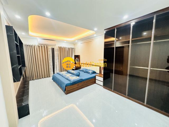 Ô tô vào nhà, phố trần hòa hoàng mai, 5 tầng thang máy, 30m2, mt 5m, 8.6 tỷ