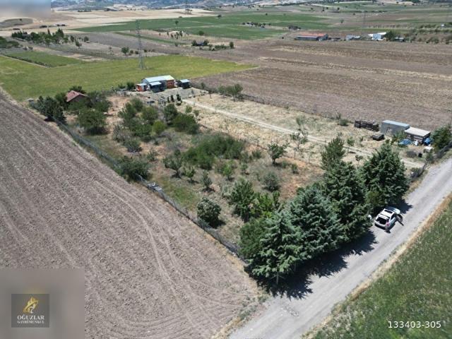 OĞUZLAR'DAN_ YENİKENT'E 2 DK KURULU DÜZEN 2650m2 TEK TAPU BAHÇE