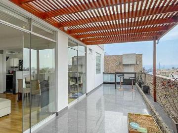 Ocasin Venta de Duplex de M en Av Ayacucho Santiago de Surco