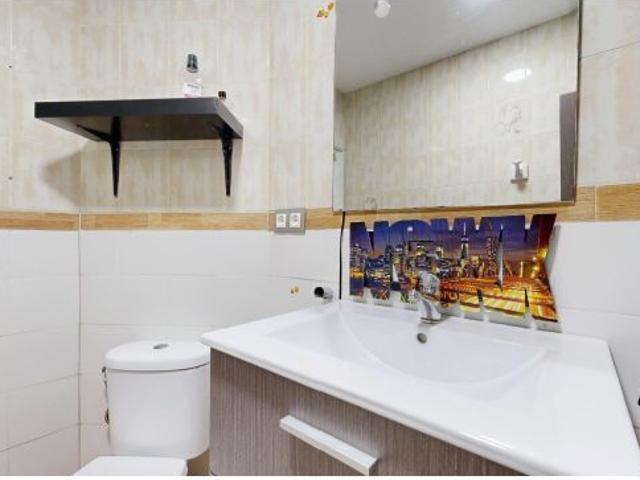 Ocasión! Casa con escaleta y amplia terraza en Alzira
