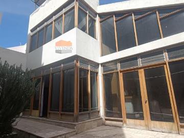 OCASIÓN CONSTRUCTORAS! VENDO PROPIEDAD EN EL CERCADO DE AREQUIPA