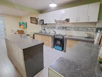 Ocasión! Venta! Casa De 3 Pisos Con Entradas Independientes En Wiesse Sjl