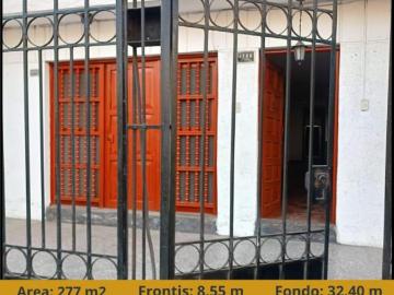 OCASION 277 m2 1 Piso No incluye Aires $220 000 Urb.Los Cipreses Lima Cercado
