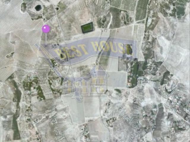 OCASION+SE VENDE PARCELA DE 7.600M2 RUSTICA CON 700M2 DE SUELO URBANO