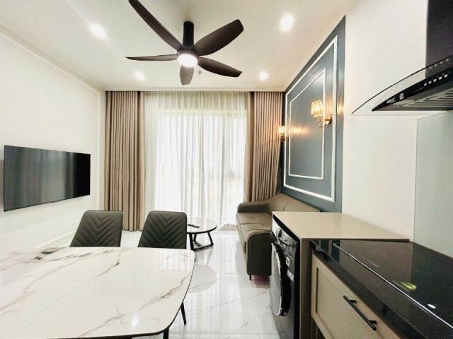 OCEAN VIEW 2BR APARTMENT W/ CUSTOM WORKSPACE – SAFIRE, NGUYEN DUC THUAN ST 17M VND
