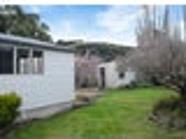 Ocean View, 3 bedrooms, $570 pw