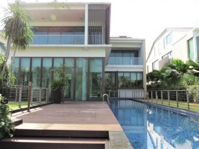 Ocean drive Bungalow House For Sale, $21,000,000, 5 Bed 5 Bath 8,000 sqft $2,323.00 psf