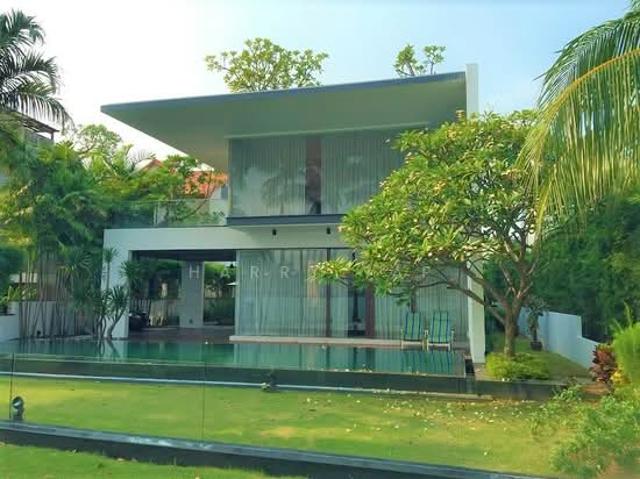 Ocean Drive Bungalow House For Sale, $33,500,000, 7 Bed 7 Bath 11,200 sqft $3,467.00 psf