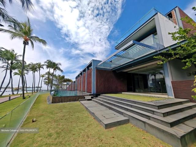 Ocean Drive D4, Detached