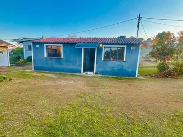 ocebisa presents a two bedroom house.