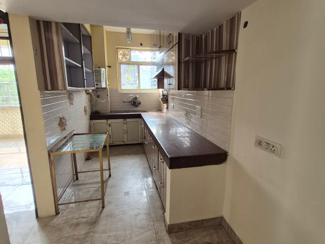 OCS Apartments 3.5 Bedroom 1150 Sq. Ft. Apartment in Mayur Vihar 1 Delhi Listing ID: #9347