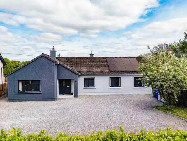 Oakwood House, St. Coleman's Terrace, Tullamore, Offaly