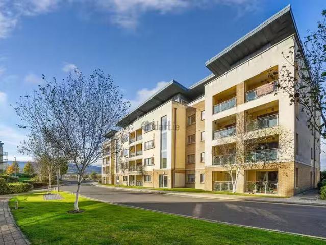 Oak House, Carrickmines, Dublin 18 is for rent
