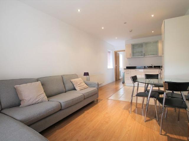 Oak House, Carrickmines Green, Carrickmines, Co. Dublin