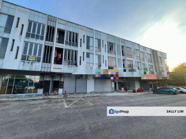Oasis 2 @ Tropicana Danga Cove