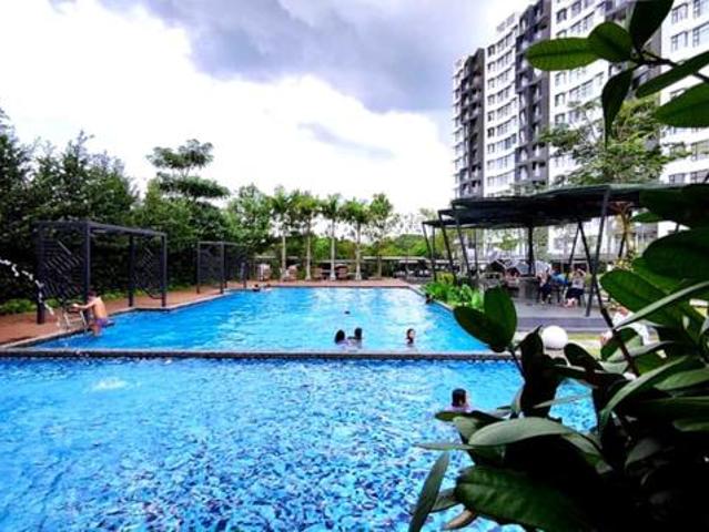 Oasis Condo Partially furnished for rent 5 km to Ipoh town