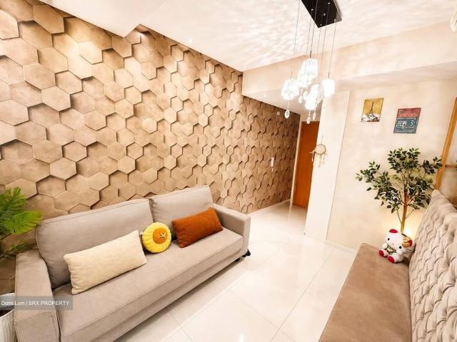 Oasis @ Elias D18, Condominium