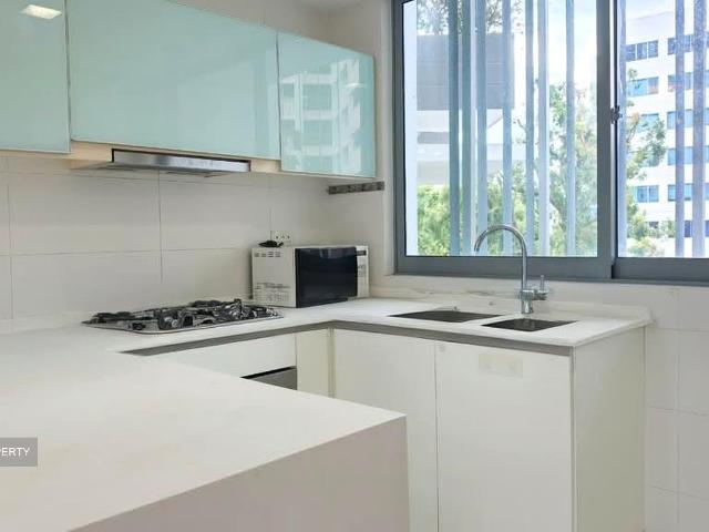 Oasis Garden D19, Condominium