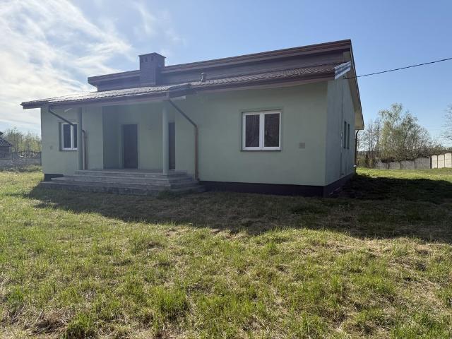 Oaza przy Jeziorsku – dom 107m² na dużej działce