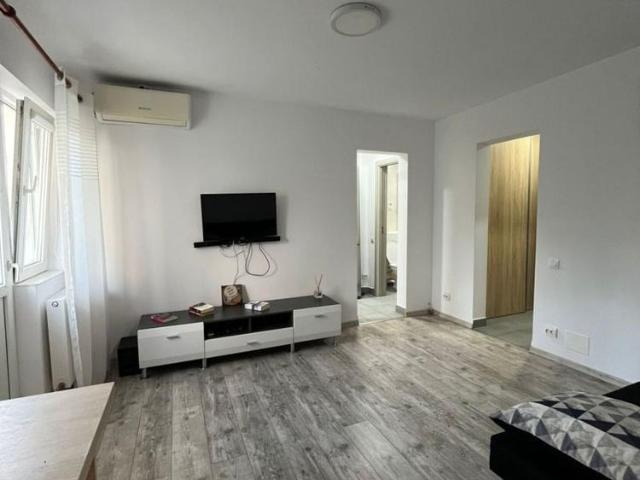 Obor 2 Camere Langa Metrou Si Parc