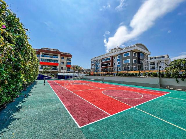 Oba Koçtaş Civarı 1+1 Eşyasız Full Aktiviteli Sitede Daire