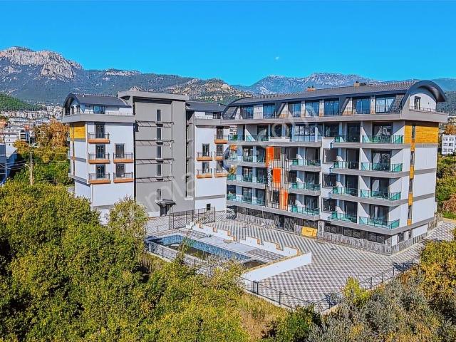 Oba'da Ayrı Mutfak Geniş Dairemiz Satışta