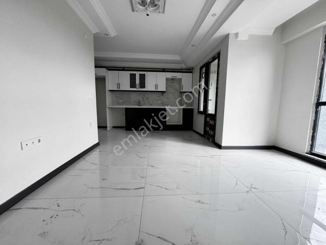 Çobançeşme Mh De Satılık 1+1 Yerden Isıtma Sıfır Daire