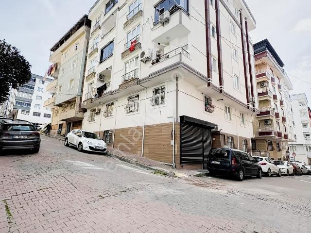Çobançeşme Mithatpaşa Caddesi'nde Dubleks