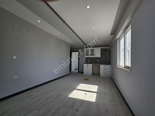 Çobanlıda Deniz Manzaralı 5. Kat Kiralık Daire