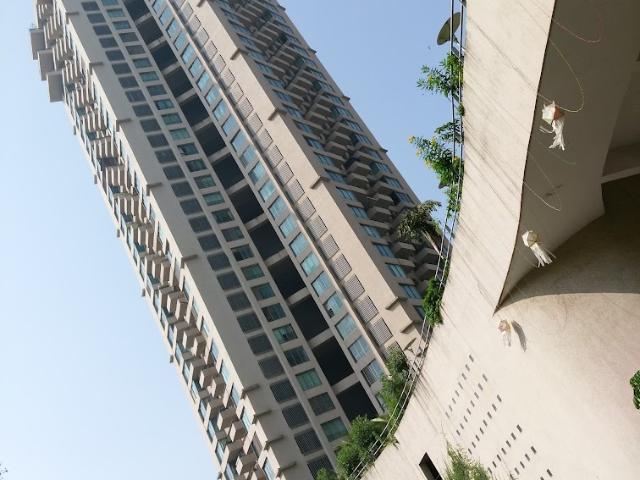 Oberoi Springs 5 Bedroom 2700 Sq. Ft. Apartment in Andheri West Mumbai Listing ID: #9471