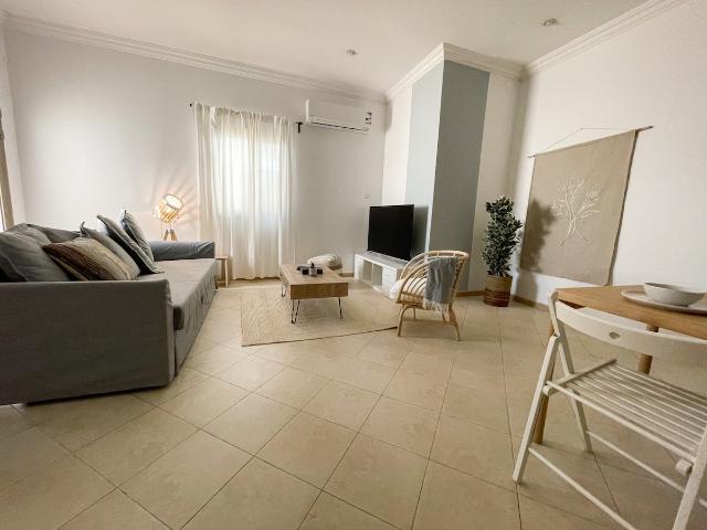 Oberoi Realty Esquire 3 Bedroom 1366 Sq. Ft. Apartment in Goregaon East Mumbai Listing ID: #9506