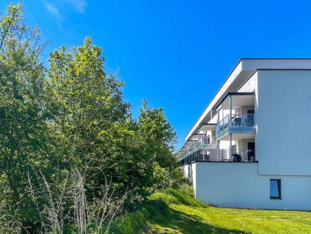 Obernberg am Inn: Perfekte Start Single Wohnung mit großen Balkon & Tiefgaragenplatz!