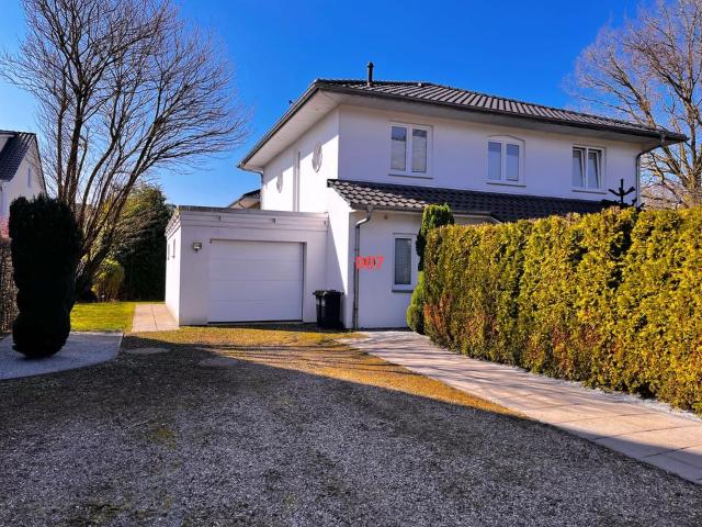 Oberneuland von Privat | Einfamilienhaus mit Garten, Garage.