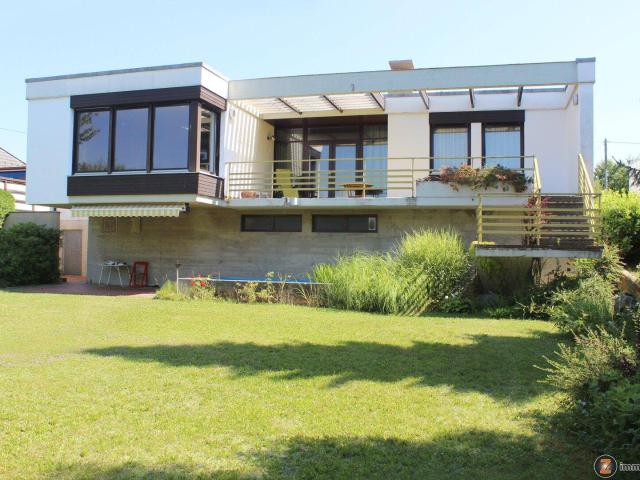 Oberwart: Architekten Bungalow in traumhafter Aussichtslage