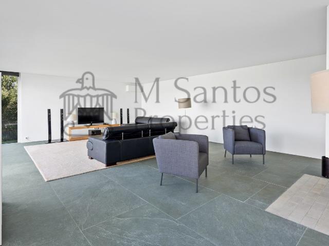 Obidos T4 do Arqt Eduardo Souto Moura 250m² Vau