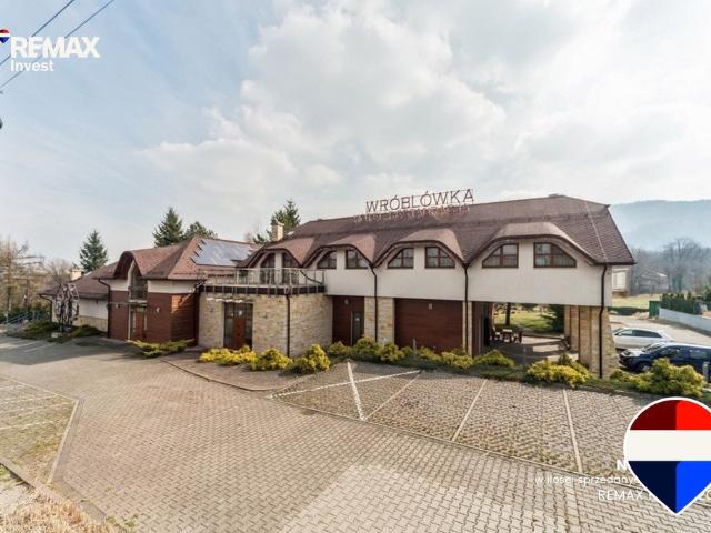 Obiekt hotelowo restauracyjny 955 m² z potencjałem inwestycyjnym