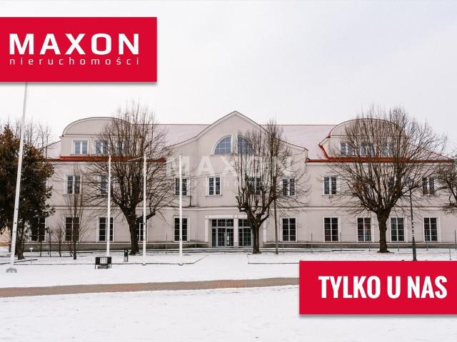 Obiekt handlowo mieszkaniowy 2700 m² w centrum Łęczycy