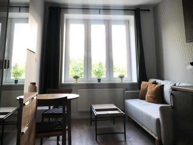 Oblęgorska 9, Bałuty, studio przy Parku Ocalałych