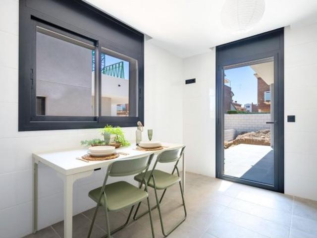 Obra nueva exclusiva en Vilafortuny | 4 dormitorios | Piscina privada | Garaje