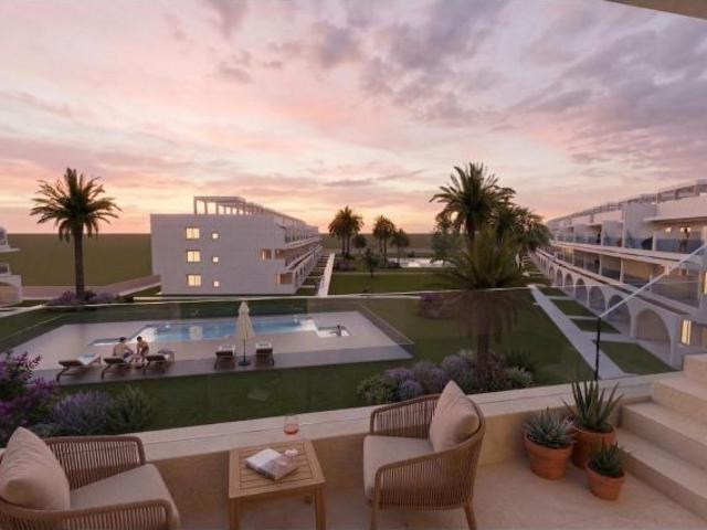 Obra nueva en Vera Playa: viviendas de 2 y 3 dormitorios con amplias terrazas