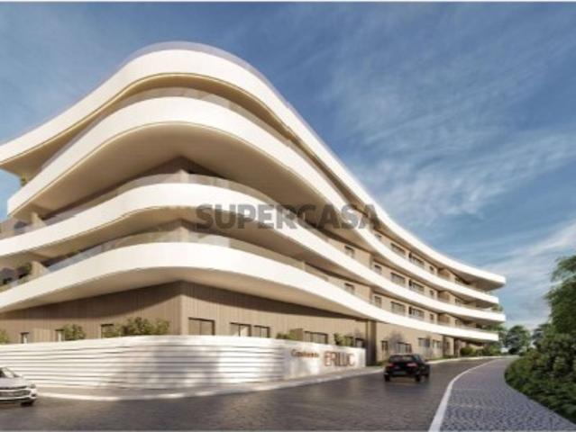 Obra Nova T2 Condomínio Fechado de Alta Qualidade em Quarteira