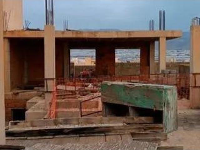 Obra parada en venta en Roquetas de Mar