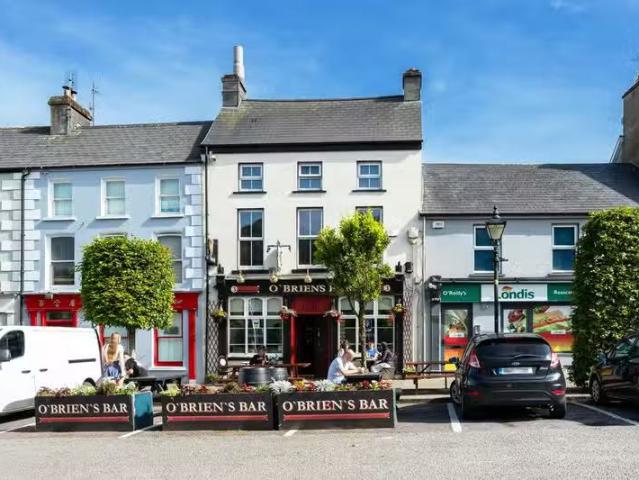 O'Brien's Bar, 3 South Square, Rosscarbery, Co. Cork, P85AF89.