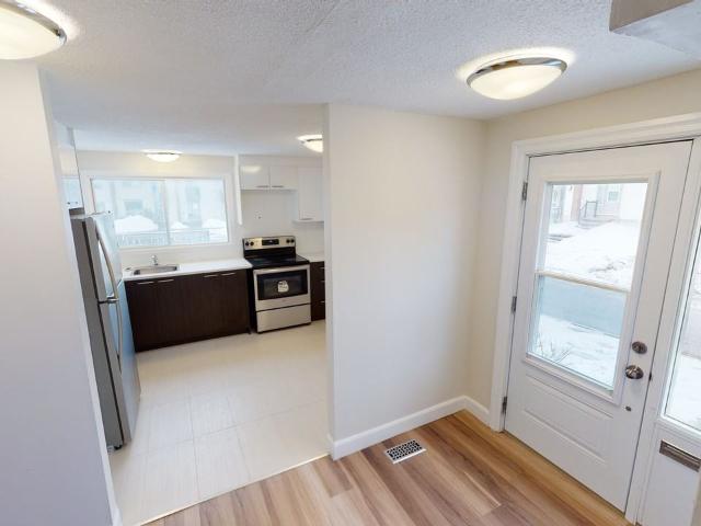 Ogilvie & Elmridge 3 Bedroom Apartment for Rent at 2153 Ogilvie Rd && 1999 Elmridge Dr, Ottawa, ON K1J None Beacon Hill